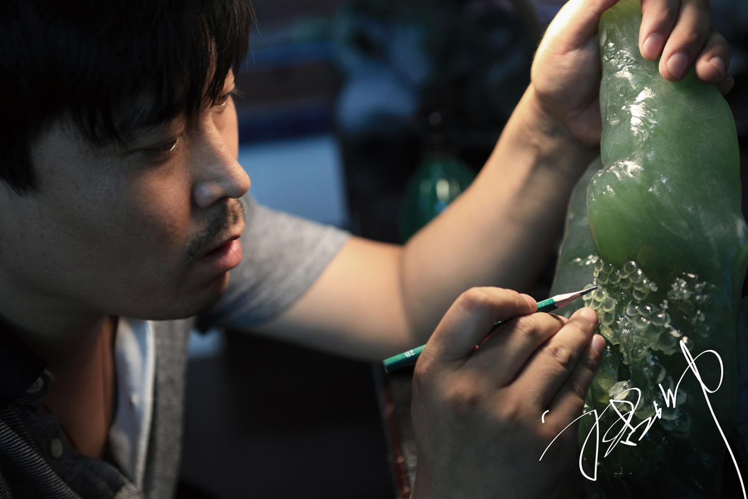 "巧琢花玉创佳作"辽宁玉雕大师唐帅"浅谈巧用玉中俏色"