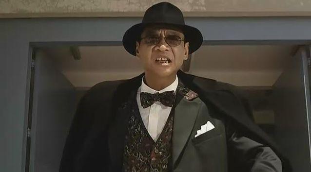 正文                 《岁月风云之上海皇帝》   从90年代起,参演了