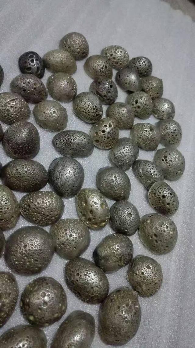 清代一两小银锭,找专家看过都是真品