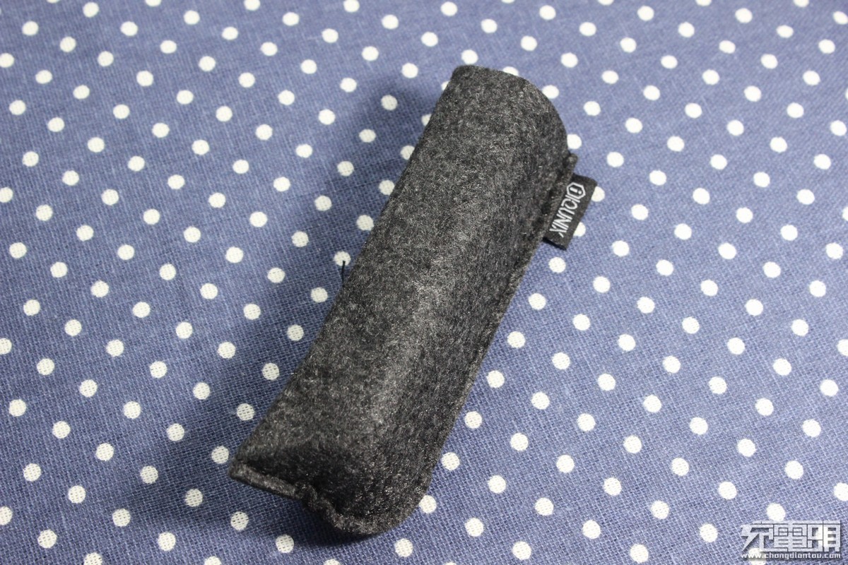 这就是那个污污的移动电源?