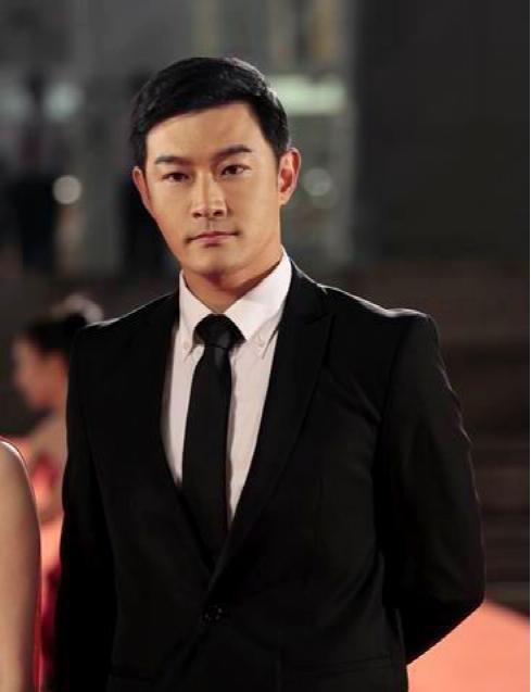 盘点那些曾经"吃软饭"的男明星,大多忘恩负义