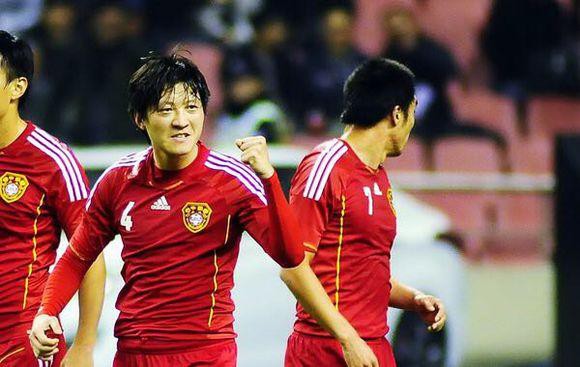 国足队长三年连降三级 曾遭范志毅怒骂 如今沦