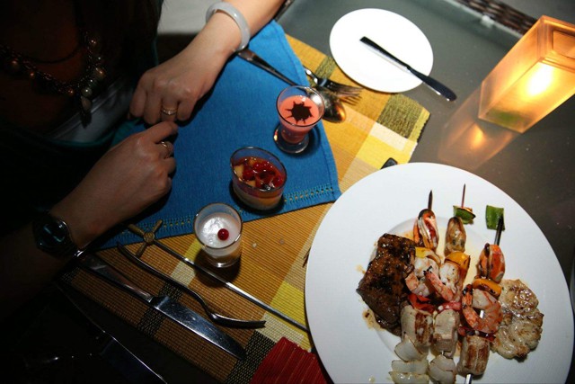 情人节男权主义，农奴翻身还是花样作死？