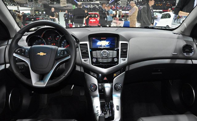 情人节男权主义，农奴翻身还是花样作死？