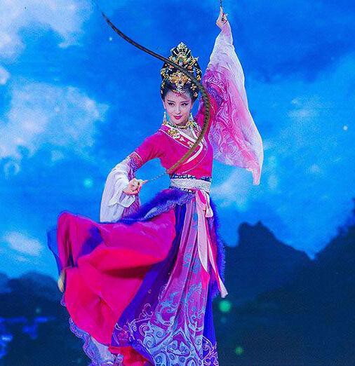 佟丽娅:离婚不可怕,重要的是一直坚强