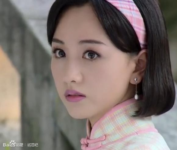 《锁梦楼》里温文尔雅的贫民女周晴杨蓉实力演活剧中角色!