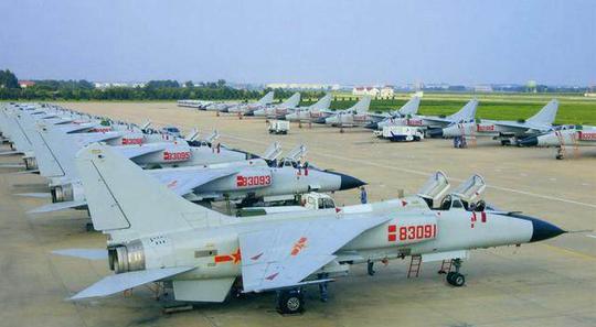 中国空军的战机数量太多 退役的千架歼-6全部被改装
