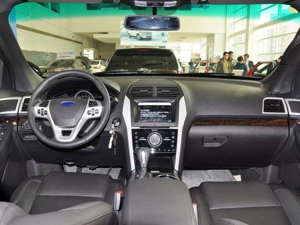 外型比Q7霸气，比酷路泽便宜30万，性能不输陆巡