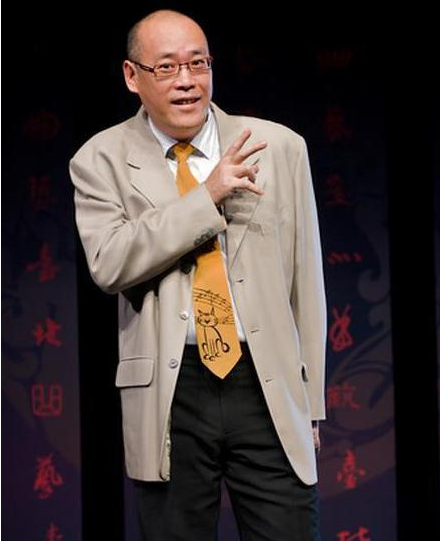 杨雄 饰张龙 淡出荧幕投身政坛24/ 45杨雄,原名杨宗翰,进入演艺圈之前