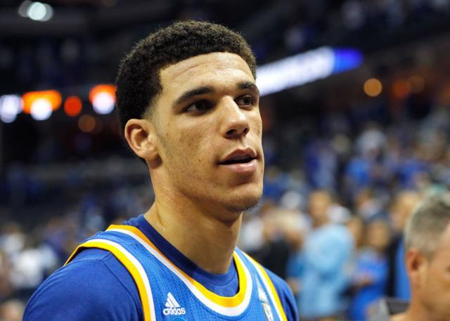 美国谢广坤—拉瓦尔·鲍尔!奶死ucla无缘八强!