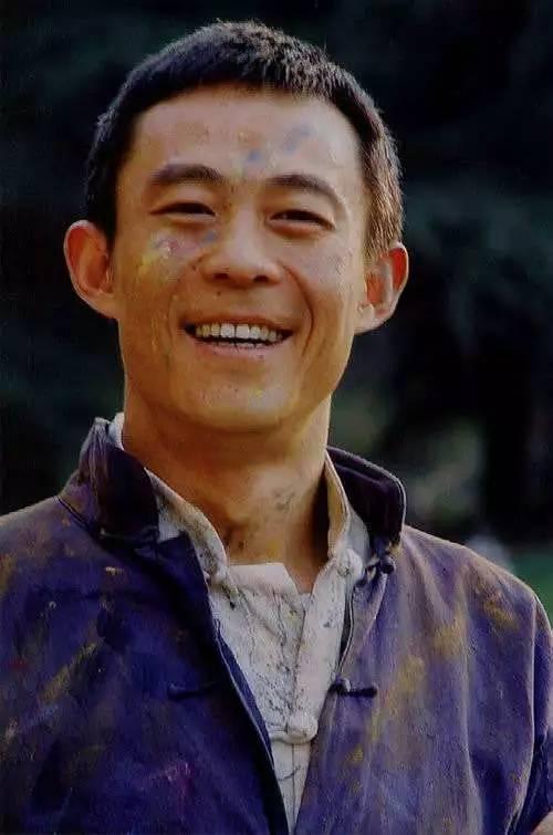 从姜文张国立手中抢走了角色的他当演员前是杀猪的