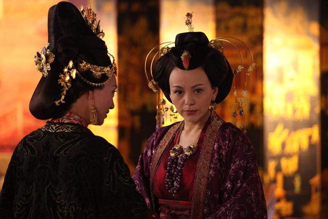 都说秦始皇一生不立后受母亲影响其实真相令人汗颜