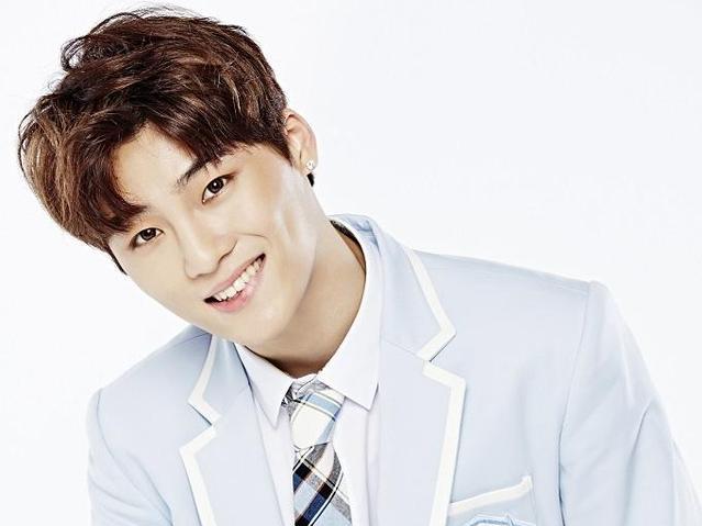 俞更寅:最特别的微笑,最特别的他