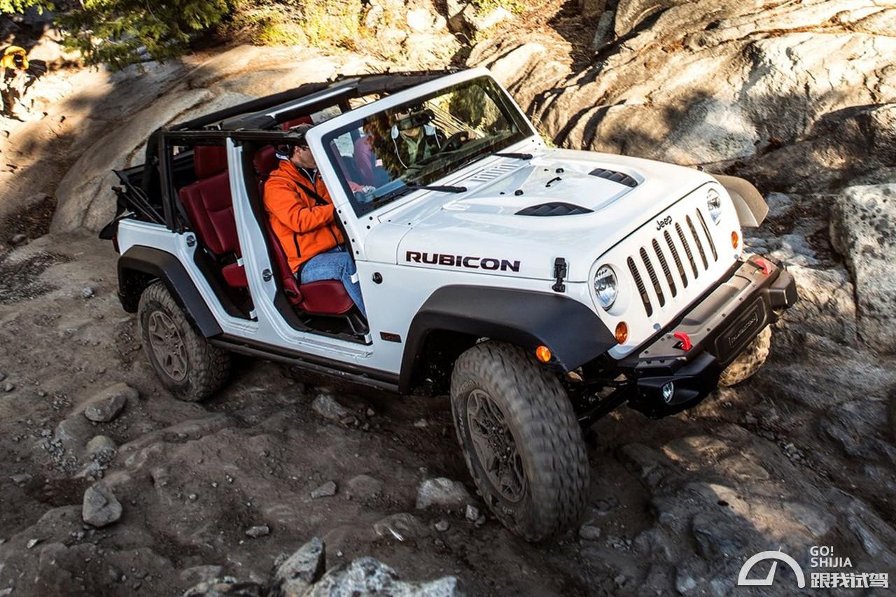 小玩具 大玩具 带你撒野的四驱车