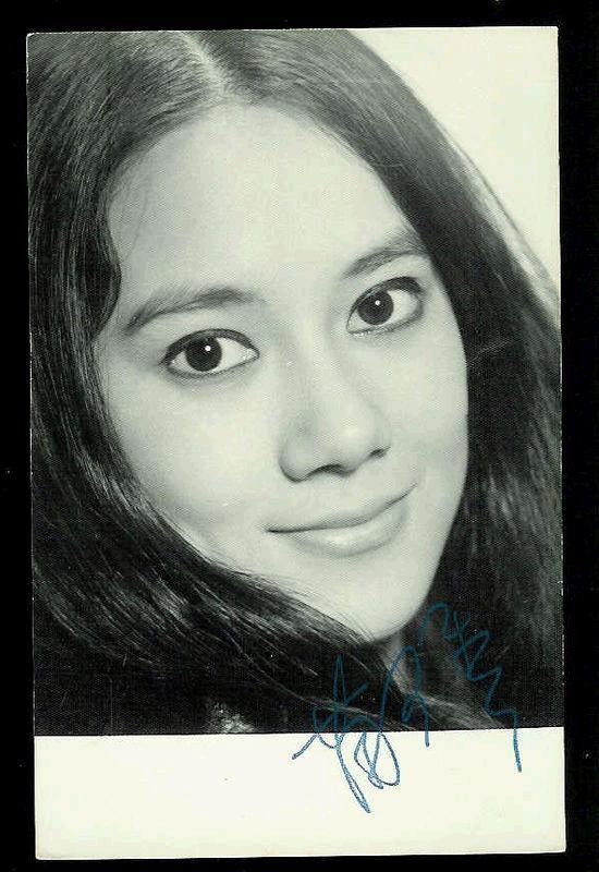 1996年,苗可秀客串《五福星》系列的第七部,在《运财五福星》中饰演赌