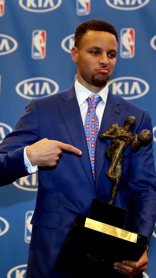 过去9位常规赛mvp获得者!哪个让你印象最深刻?