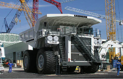 从另一方面看利勃海尔t282b这种24小时不间断运作的大型矿车都放弃