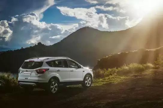 这款SUV够土豪，一口气上3档真人秀，还推出虎跃版