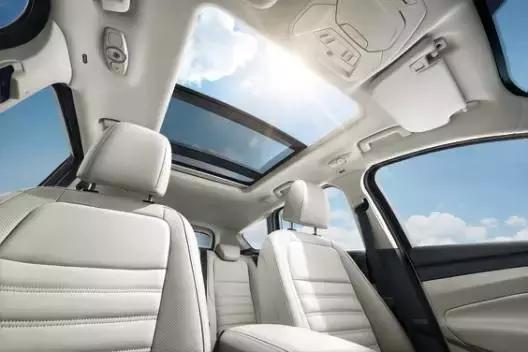 这款SUV够土豪，一口气上3档真人秀，还推出虎跃版