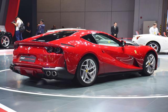 漂亮至极！盘点上海车展最亮骚的车