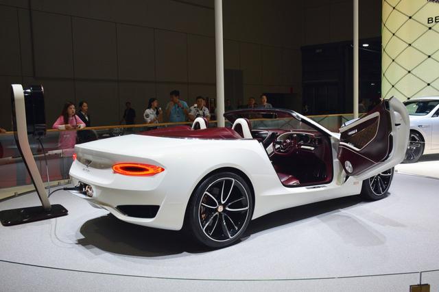 漂亮至极！盘点上海车展最亮骚的车