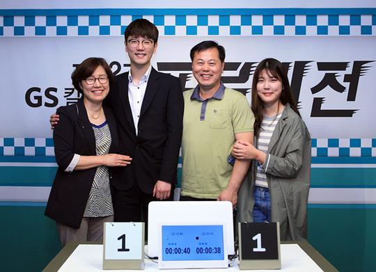 韩国中坚棋手再"起义"安国铉挫金志锡加冕加德士杯