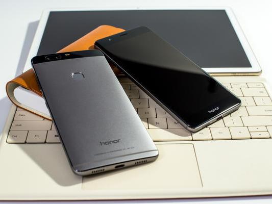 首试高端市场,2k显示屏 双摄 麒麟955,仅售2099