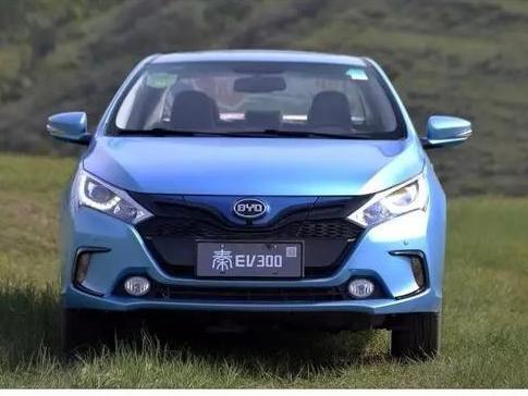 比亚迪又一款内饰超豪华的新能源小轿车备受瞩目!