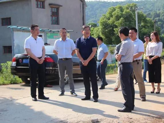 他们千里迢迢从湖南祁阳来石首干什么?