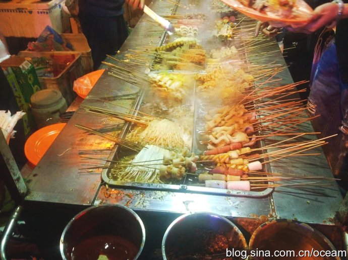 实拍即将消失的济南洪家楼夜市(组图)