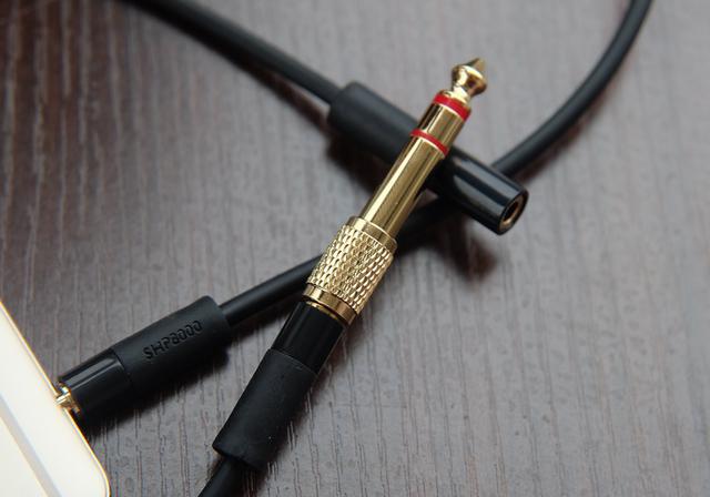 颜值与实力并存 日常通勤耳机之选飞利浦 shp8000