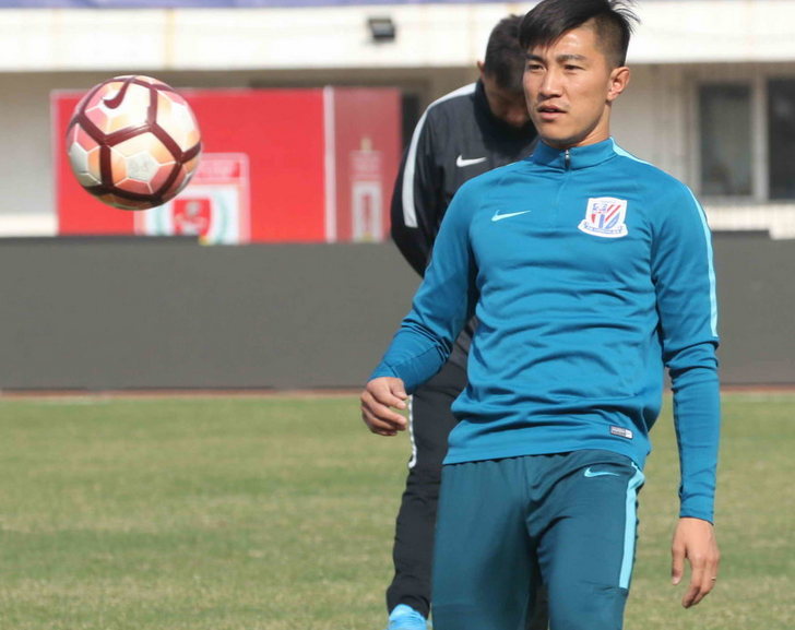 孙世林遭奥斯卡掐脖顶牛,只敢给帕托点赞?