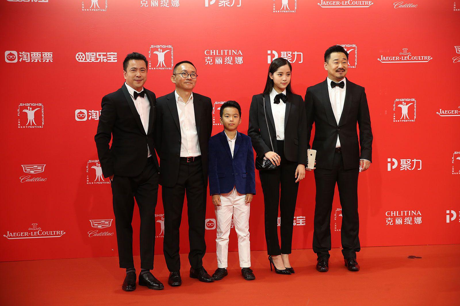 自己儿子王元也演的第一部电影《美好的意外》; 注: 王元也,华谊兄弟