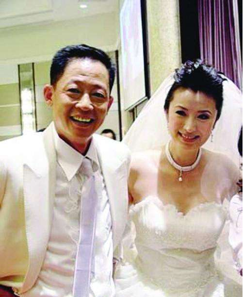 这10位男星的老婆虽是圈外人但颜值气质不输女明星