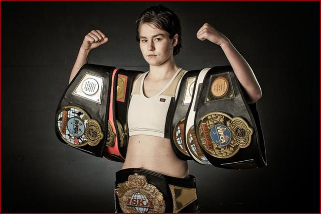 世界十大女拳王排名揭晓,中国两格斗女皇强势入围