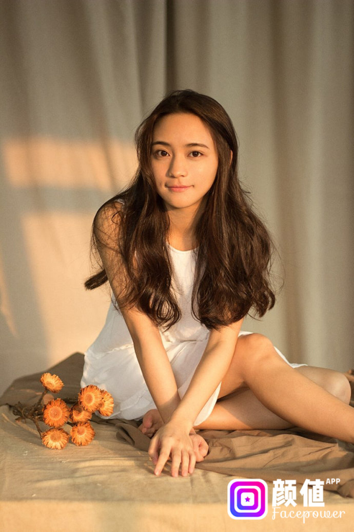颜值app|95年清纯大学生,气质出众被赞小仙女!