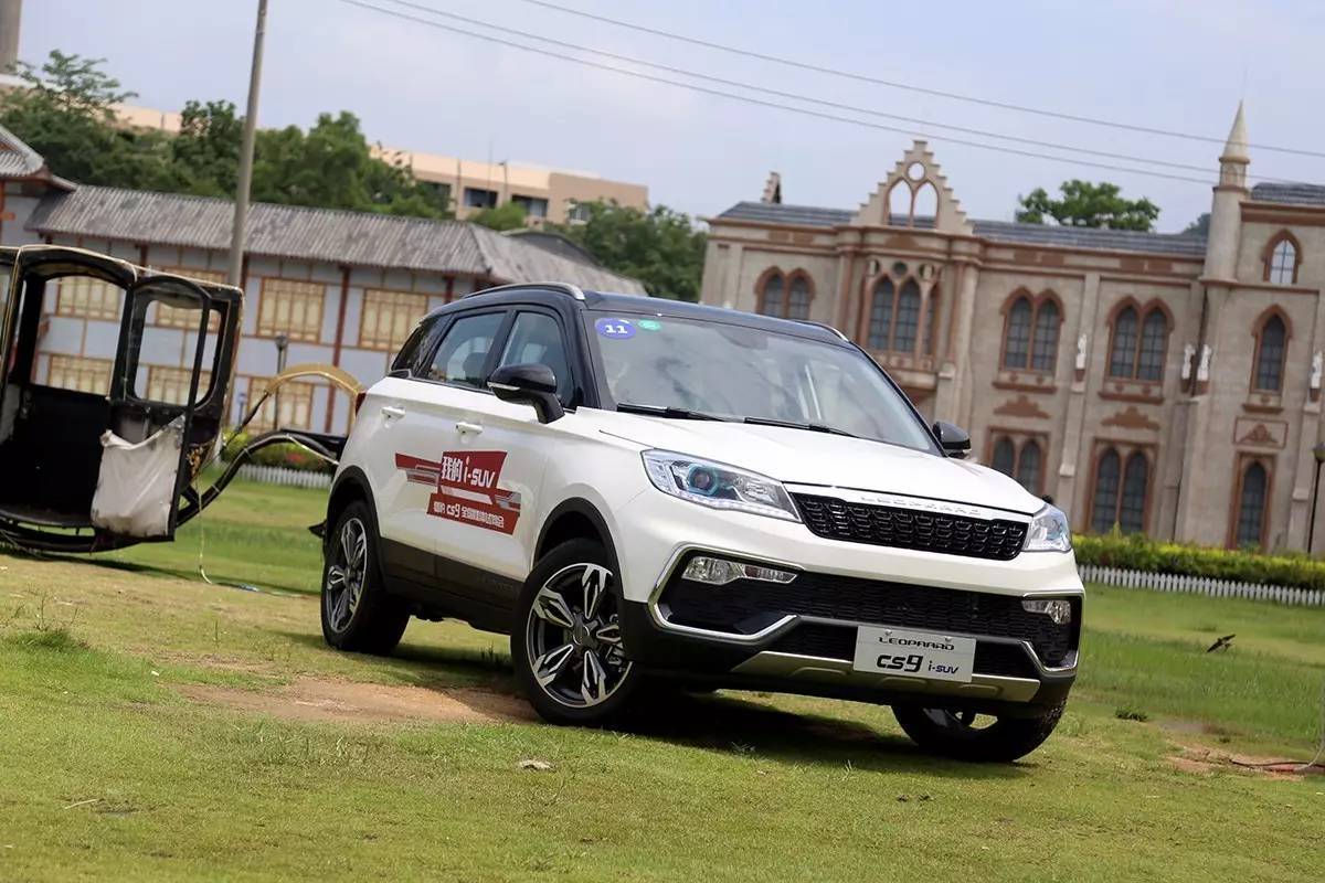 售价不到8万,第一款6座国产suv来了试驾车型:1.