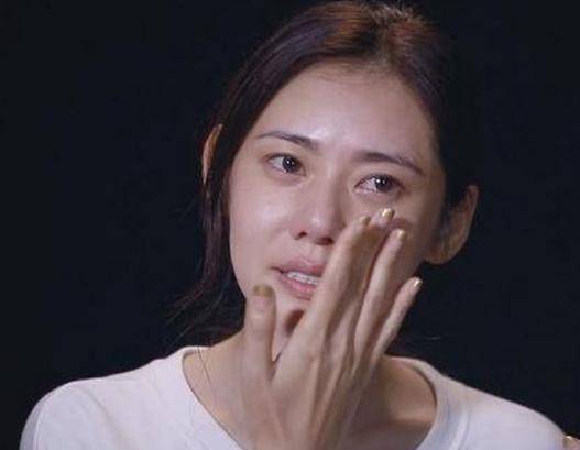 身为韩国人却厌恶韩国,秋瓷炫嫁入中国深受婆婆疼爱,感动到落泪