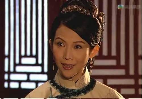 对比:女星太瘦不讨待见,稍微胖点更令人喜欢