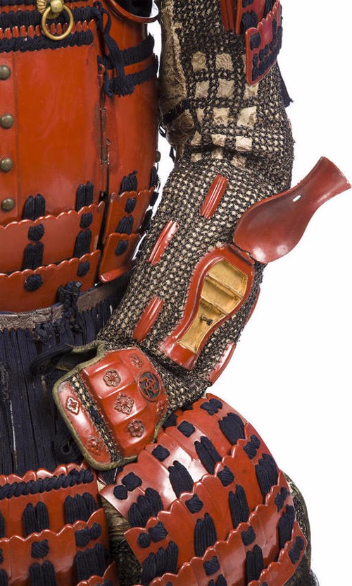 日本铠甲华丽天下第一遇到中国铠甲如同遇见钢铁侠