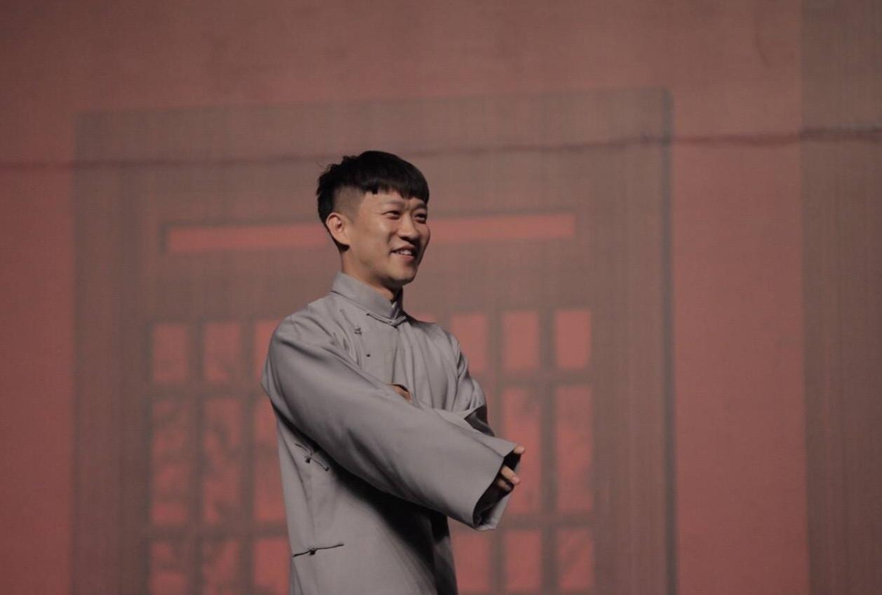 曹云金大连相声专场爆笑满堂:这里景好姑娘漂亮