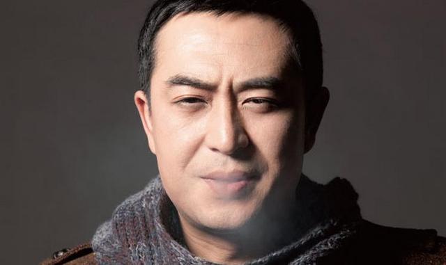 跑20年龙套,戏红人不红,今戏约不断惹绯闻