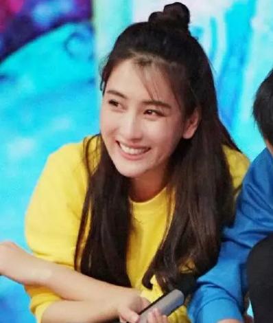 《欢乐颂》五美都扎过丸子头,最好看的是王子文!