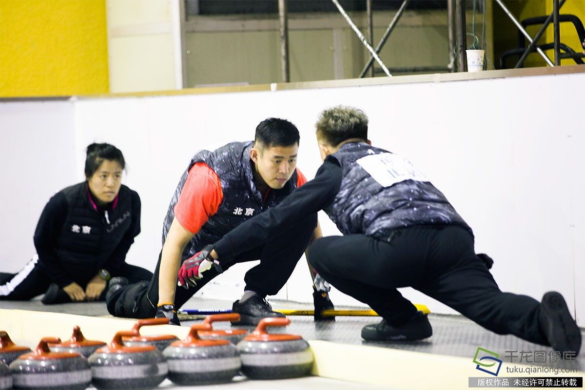 2017全国残疾人冰壶锦标赛在京开幕