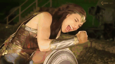 说起这位"神奇女侠"的身世,首先就不得不先从她的父母谈起.