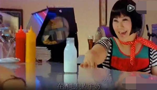 赵丽颖对助理像亲姐妹,你见过有伺候助理的明星吗?