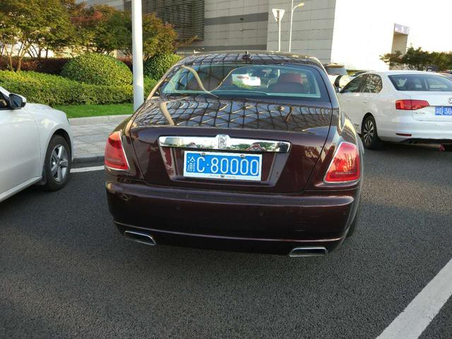 这款车加上这个车牌让重庆车展的豪车黯然失色