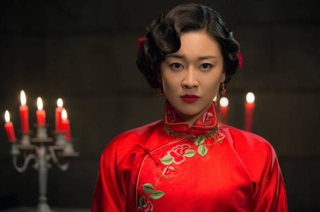 美女吕卓燃:《擒狼》金藤兰销魂也是悲催的销魂!