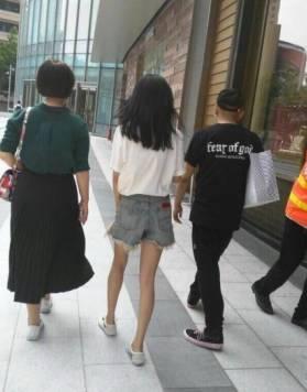 杨幂范冰冰路人镜头下依然美,她们却大变样!