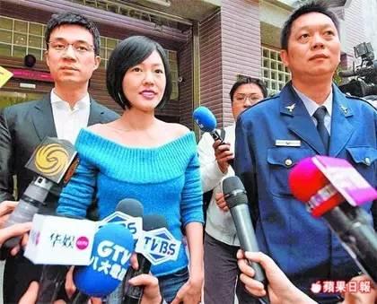 小S生日前夕痛哭,她的婚姻确实挺不容易的!